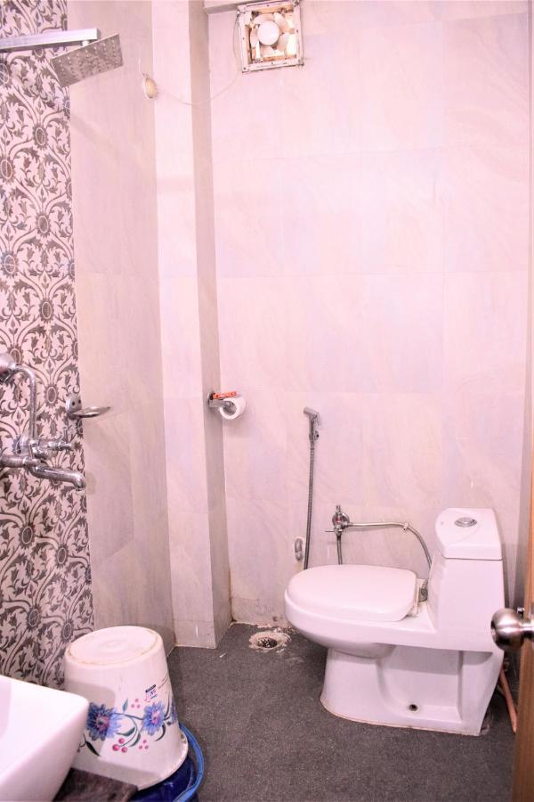 DS Residency Varanasi Exterior foto